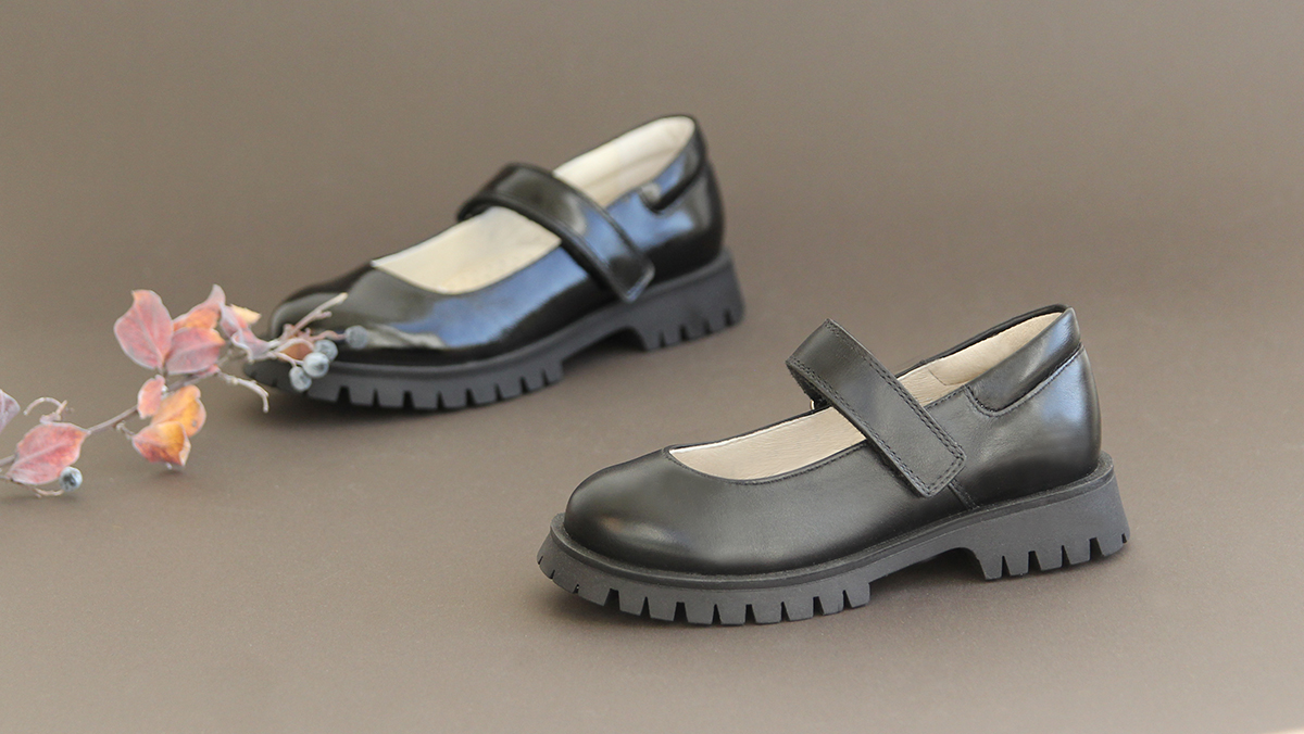 Школьная обувь