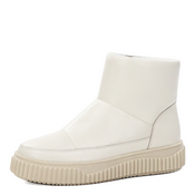 Модная женская обувь