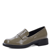 женские лоферы