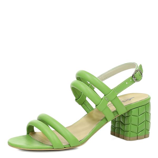 Летняя женская обувь