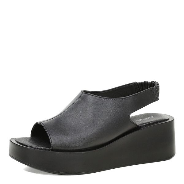 Летняя женская обувь